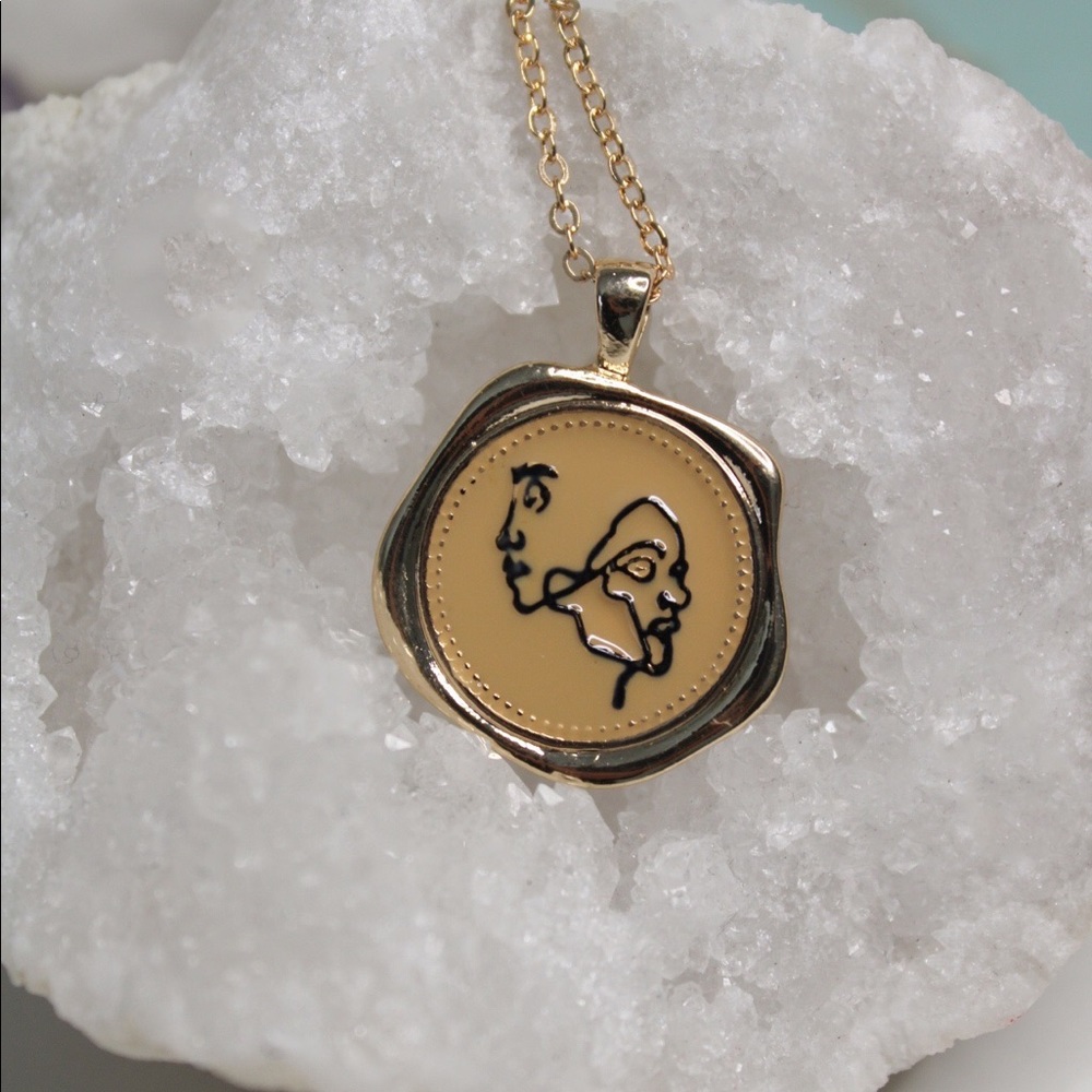 New abstract necklace